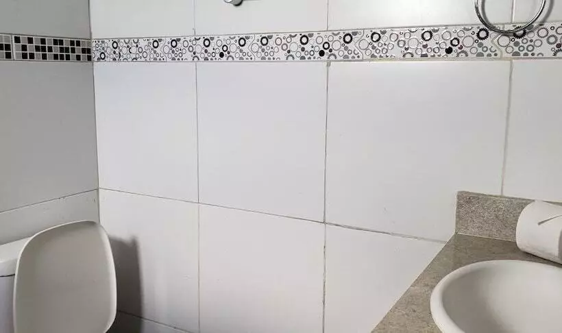 Hotelli Pousada Restaurante Juscelino E Lazer