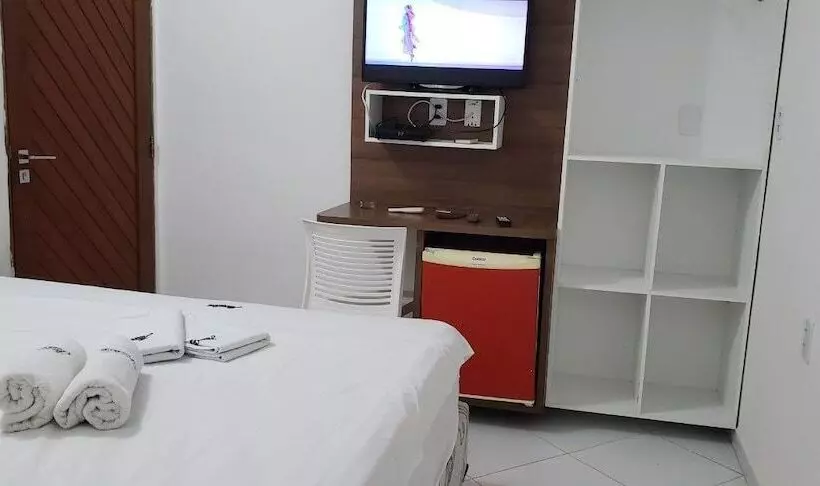 Hotelli Pousada Restaurante Juscelino E Lazer