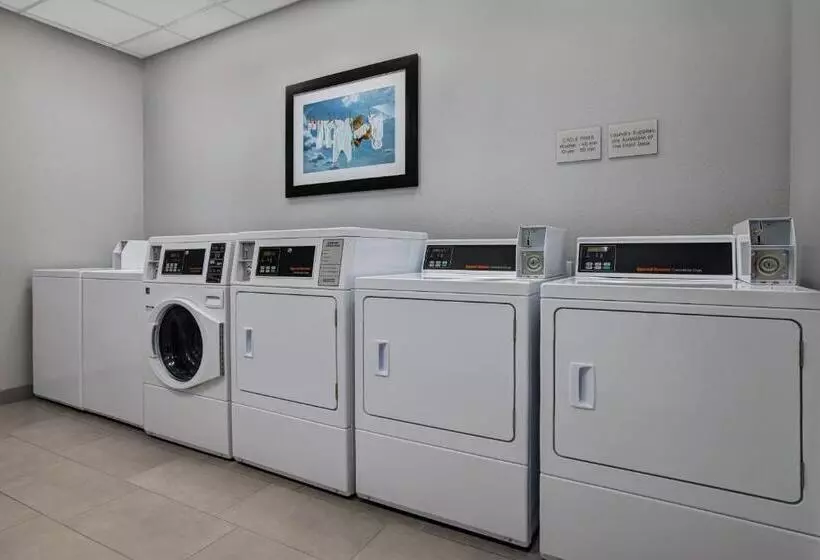 هتل Towneplace Suites By Marriott Phoenix Glendale Sports & Entertainment District