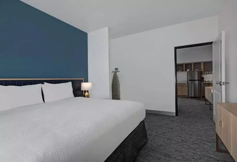هتل Towneplace Suites By Marriott Phoenix Glendale Sports & Entertainment District