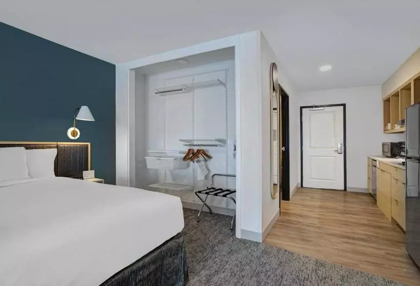 هتل Towneplace Suites By Marriott Phoenix Glendale Sports & Entertainment District