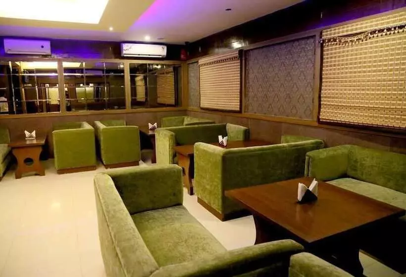 Jk Rooms 130 Hotel Paras