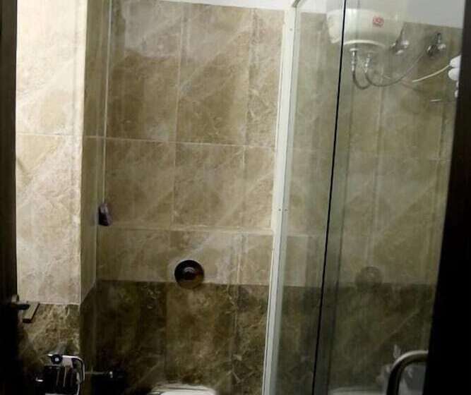 Jk Rooms 130 Hotel Paras