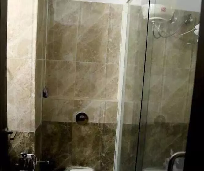 Jk Rooms 130 Hotel Paras