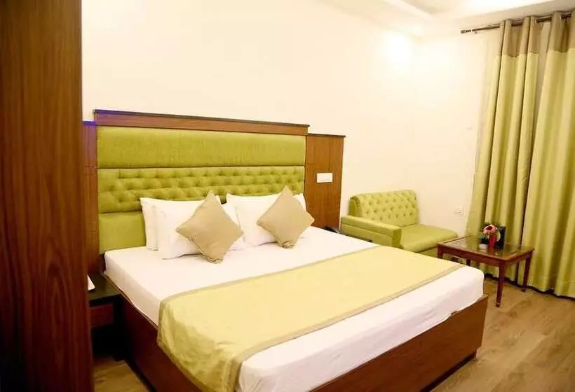 Jk Rooms 130 Hotel Paras