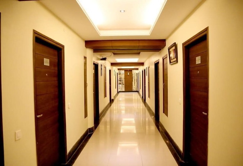 Jk Rooms 130 Hotel Paras