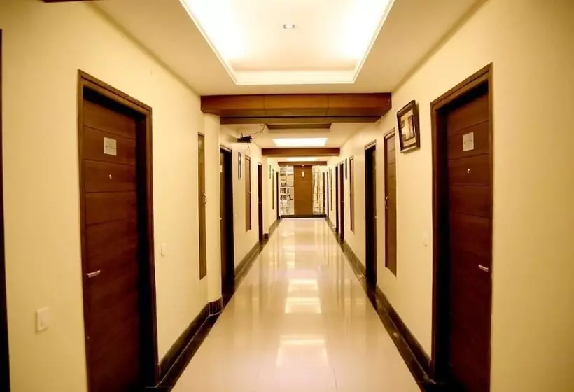 Jk Rooms 130 Hotel Paras