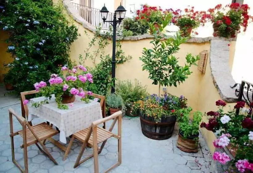 Majatalo L  Affittacamere Funtanedda