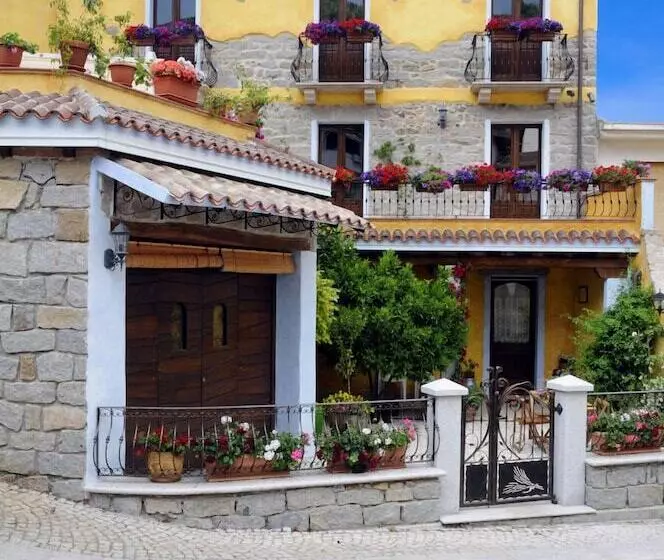 Majatalo L  Affittacamere Funtanedda