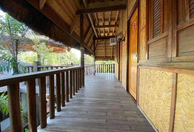 펜션 Mount Pinatubo Base Camp At Casa Hermogina