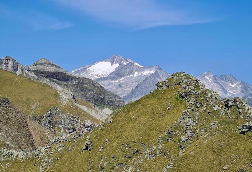 بنسيون Sportbauernhof   Gasthaus Hochalmblick