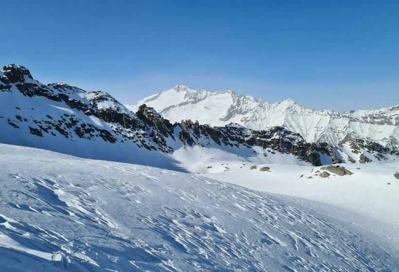 بنسيون Sportbauernhof   Gasthaus Hochalmblick