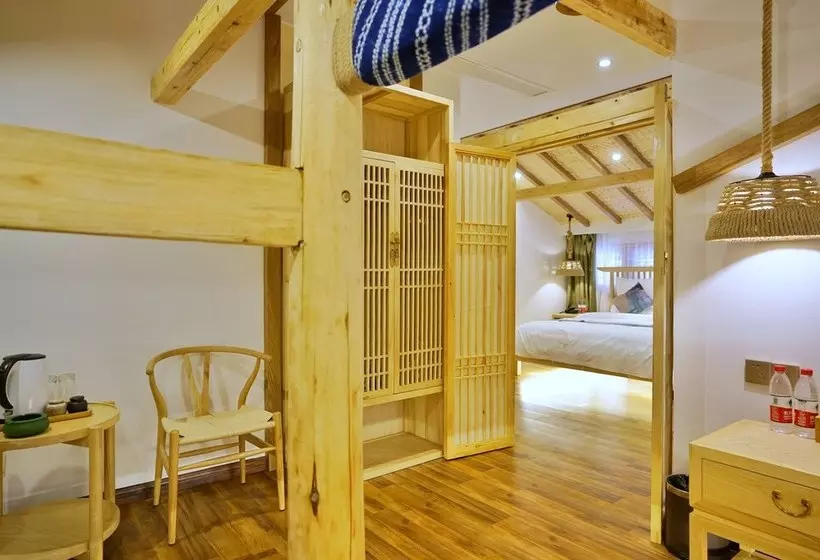 Majatalo Yuexijiang Boutique Holiday