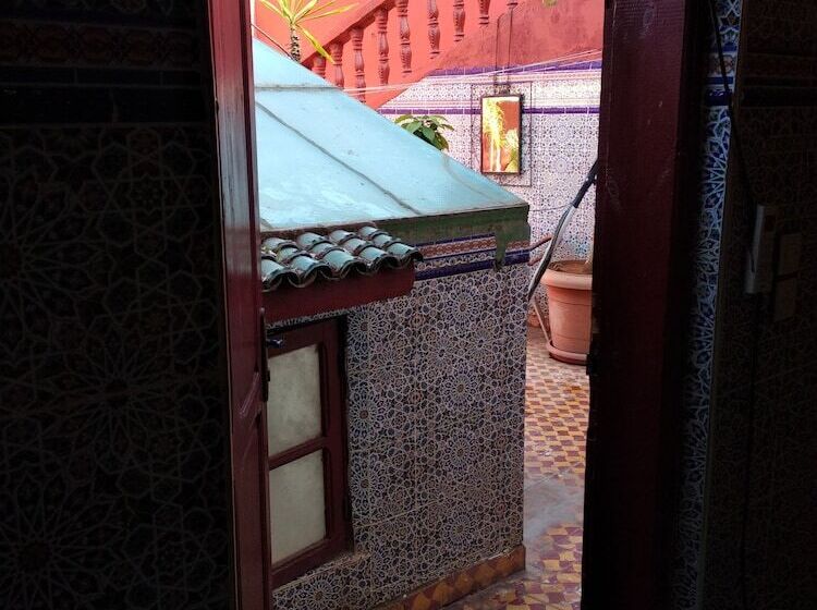 ریاض Ryad Bab Berdaine