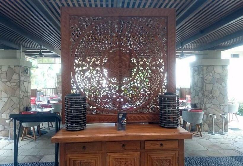 Sea Temple Palm Cove