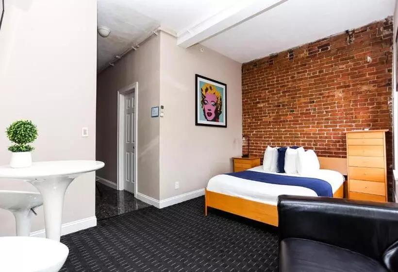 Stylish Downtown Studio In The Southend, C.ave #31