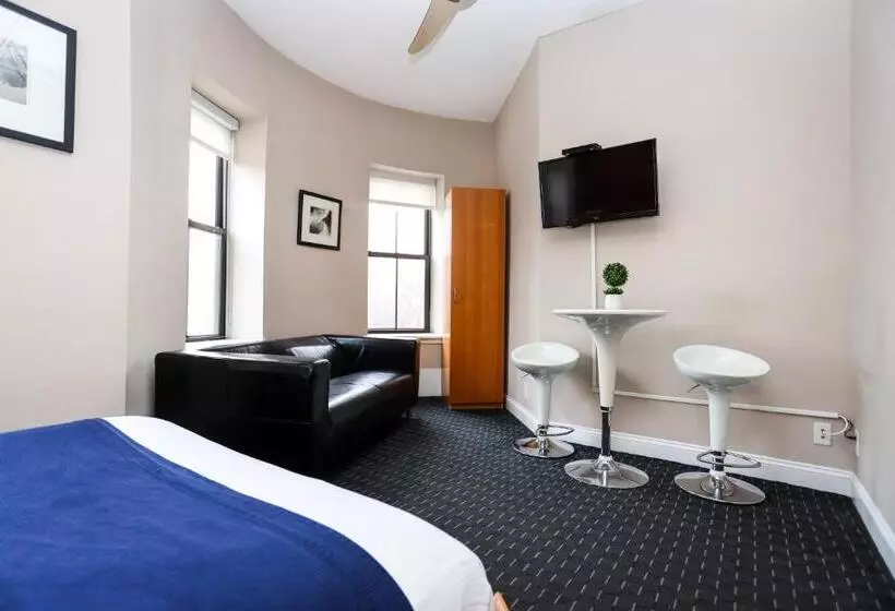 Stylish Downtown Studio In The Southend, C.ave #31