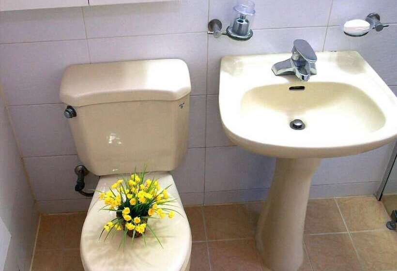 Petit Maison Pension