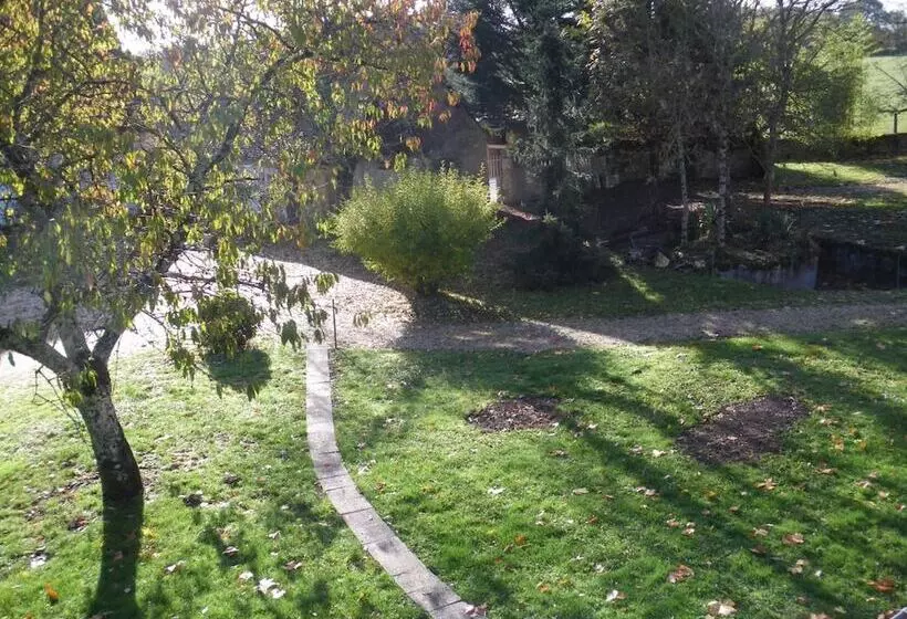 Aamiaismajoitus (B&B) Domaine De La Touche