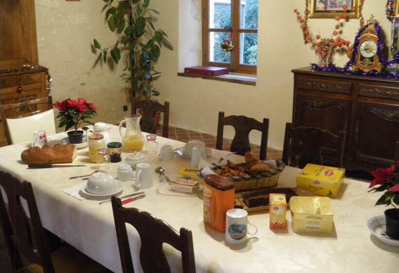 צימר Domaine De La Touche