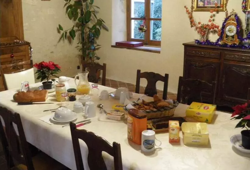 Aamiaismajoitus (B&B) Domaine De La Touche