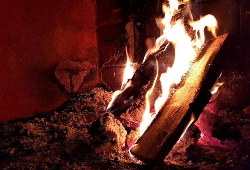 Björnforsens Turist & Konferenshotell, Nära Husum, örnsköldsvik