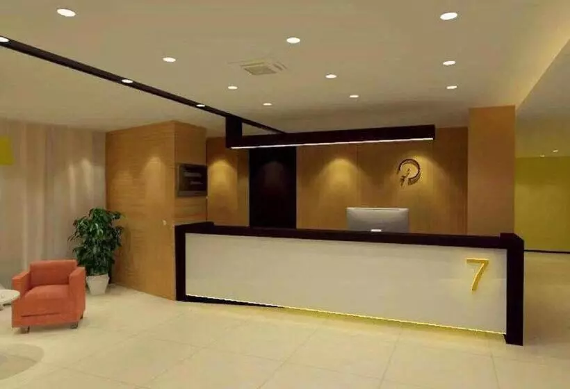 Hotelli 7days Inn Harbin Railway Station Zhanqian Square