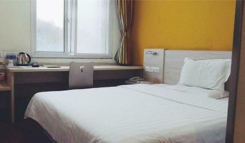 בית מלון כפרי 7days Inn Tangshan Silicon Valley Digital City