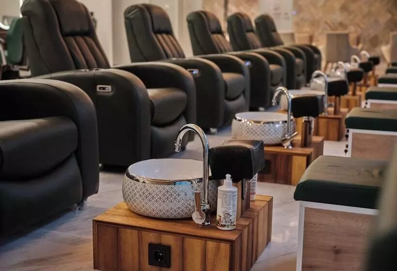 Hotelli Ambassador Spa & Beauty Airport Lounge