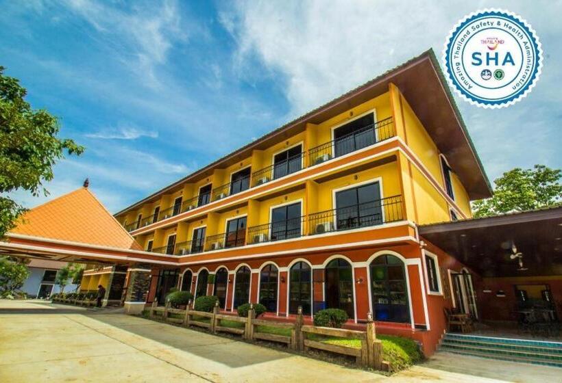 בית מלון כפרי Maladee