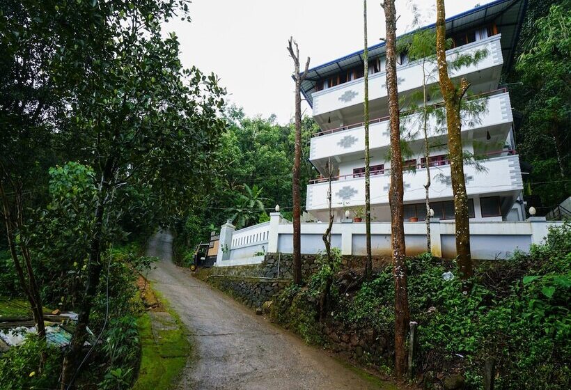 فندق Oyo 16166 Linten Holiday Resort