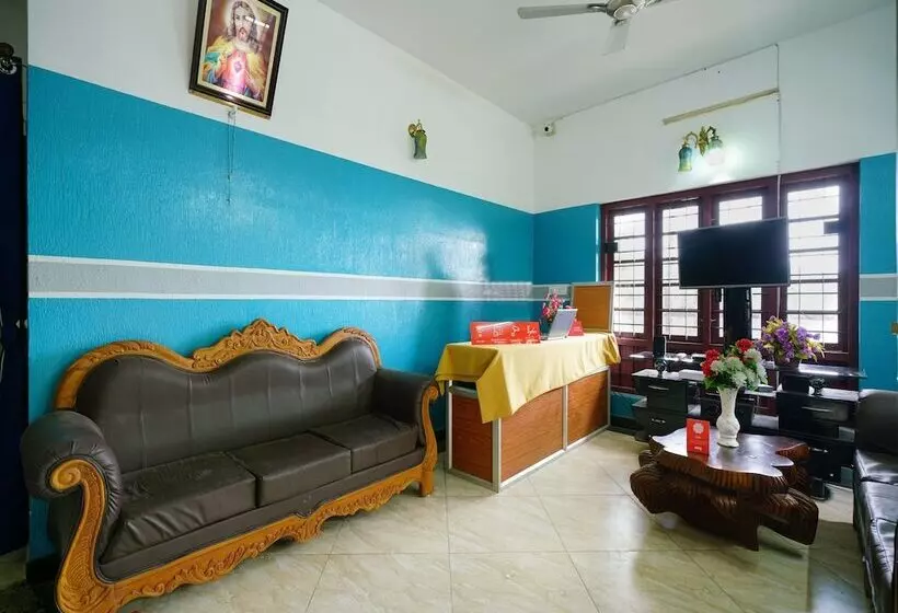 Hotelli Oyo 16166 Linten Holiday Resort