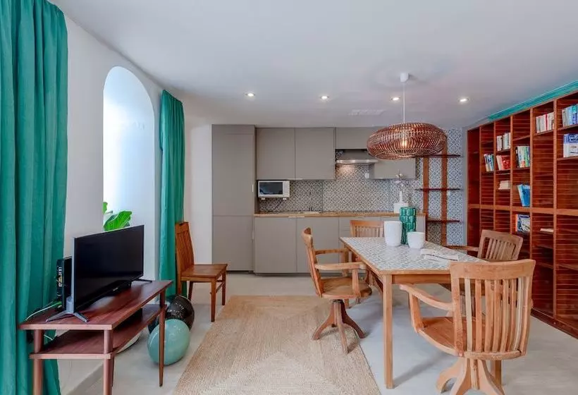 Hotelli Spirit Of East By Lisbon Unique Apartments