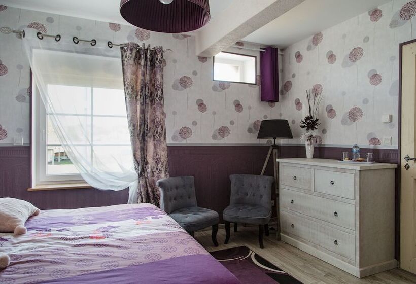 Пансион Au Caprice De L Atre