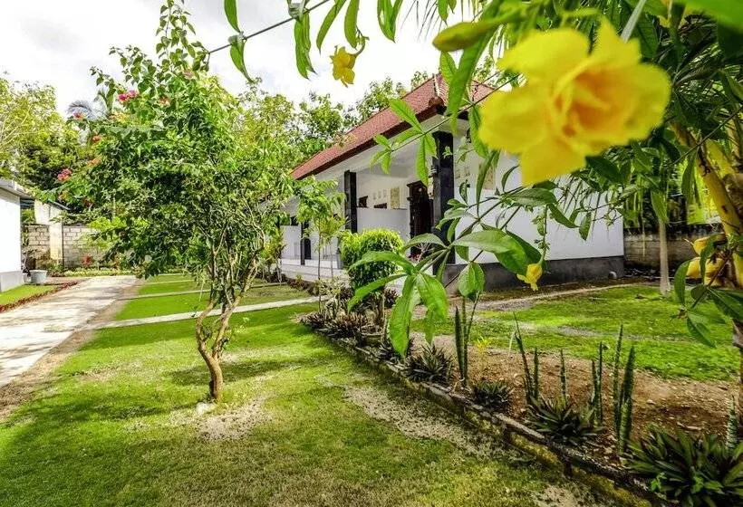 Majatalo Nyuh Kadah Guest House