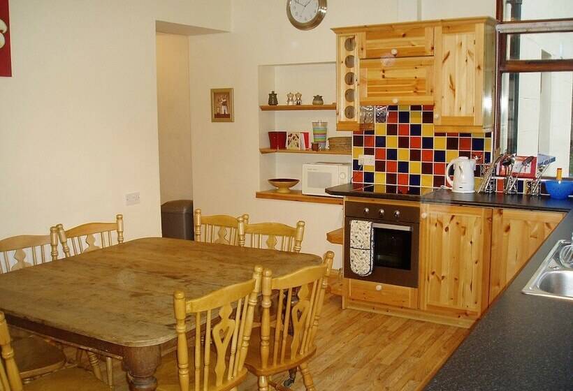 The Gardener S Cottage