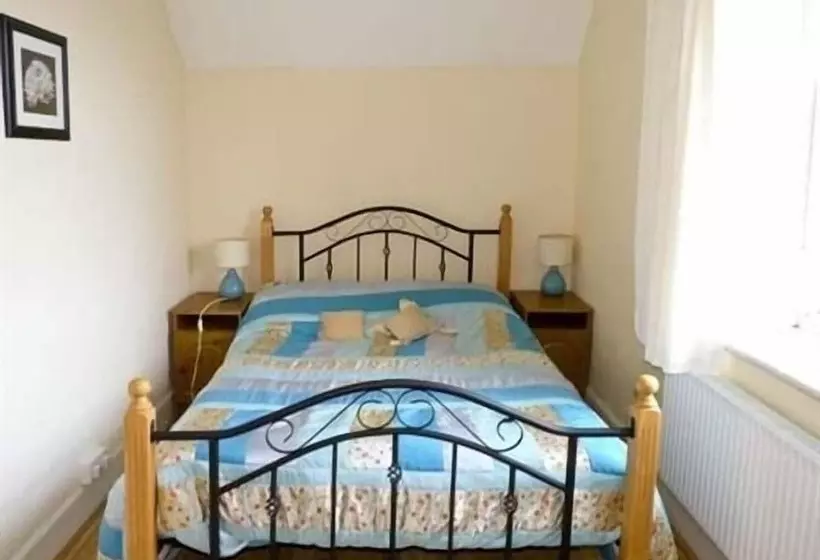 The Gardener S Cottage