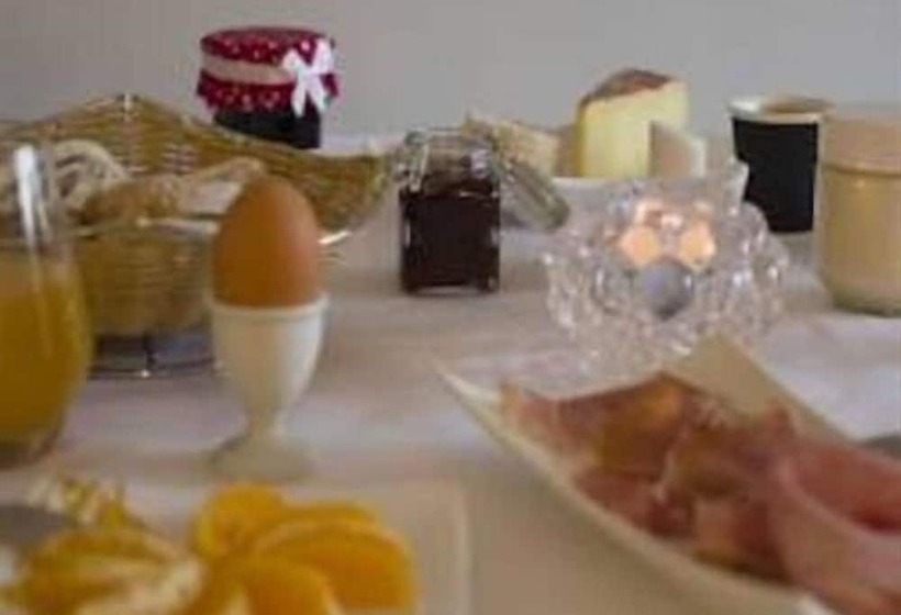 The Gardener S Cottage