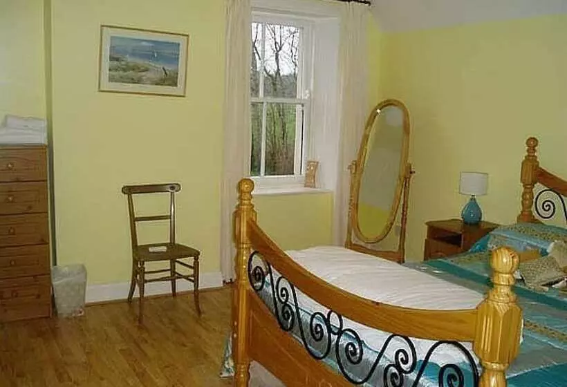 The Gardener S Cottage