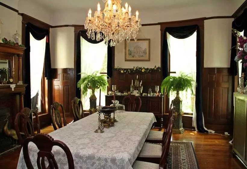 Beall Mansion An Elegant Bed & Breakfast Inn