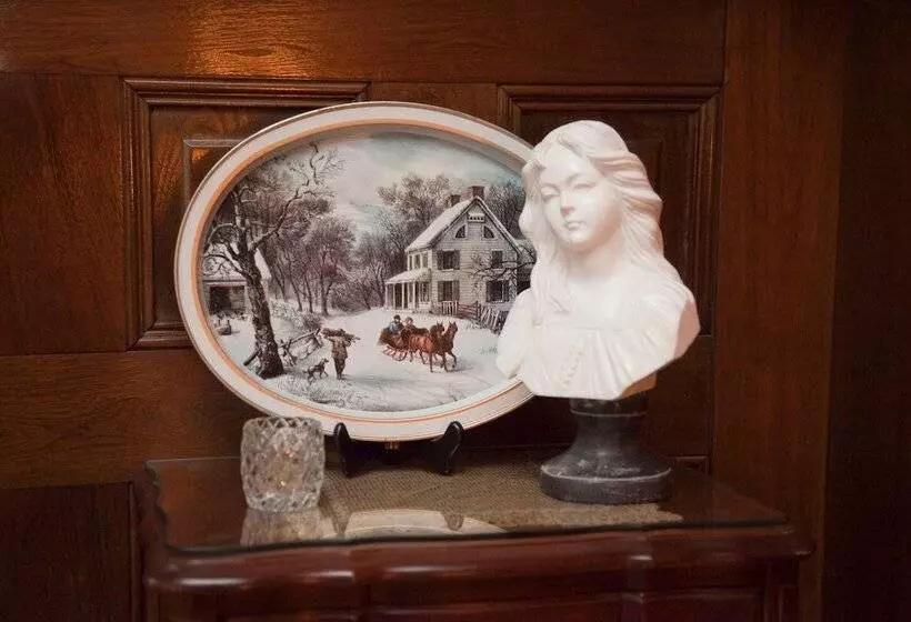 Beall Mansion An Elegant Bed & Breakfast Inn