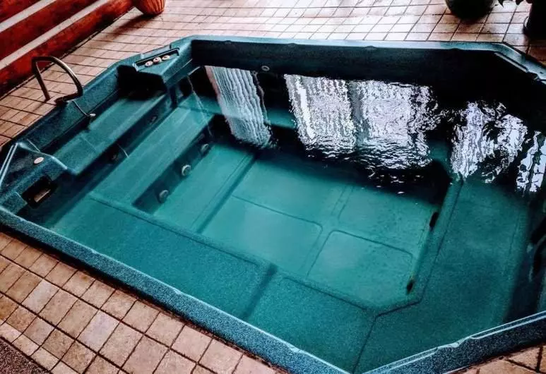 호텔 3 Peaks Lodge