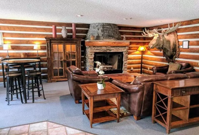 호텔 3 Peaks Lodge