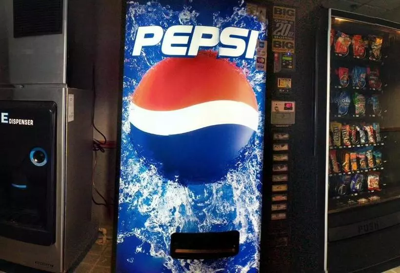 호텔 3 Peaks Lodge