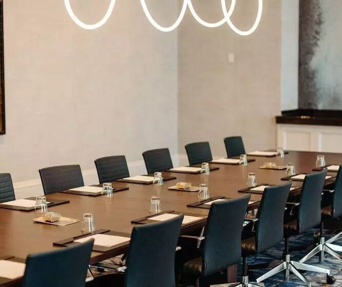 هتل Baltimore Marriott Waterfront