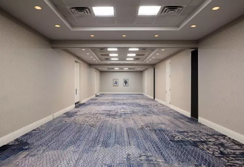 هتل Baltimore Marriott Waterfront