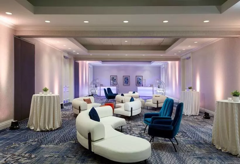 هتل Baltimore Marriott Waterfront