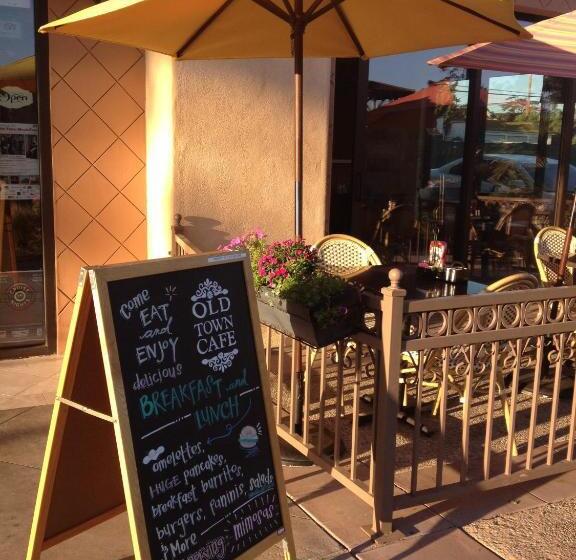 ホテル Bella Capri Inn And Suites