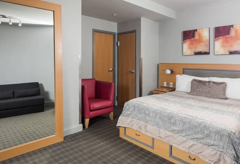 Отель Charlesmark