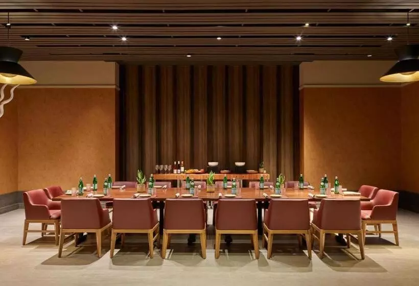 Clio, A Luxury Collection Hotel, Denver Cherry Creek